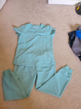 FIGS Mint Green Scrub Set - Top & Pants